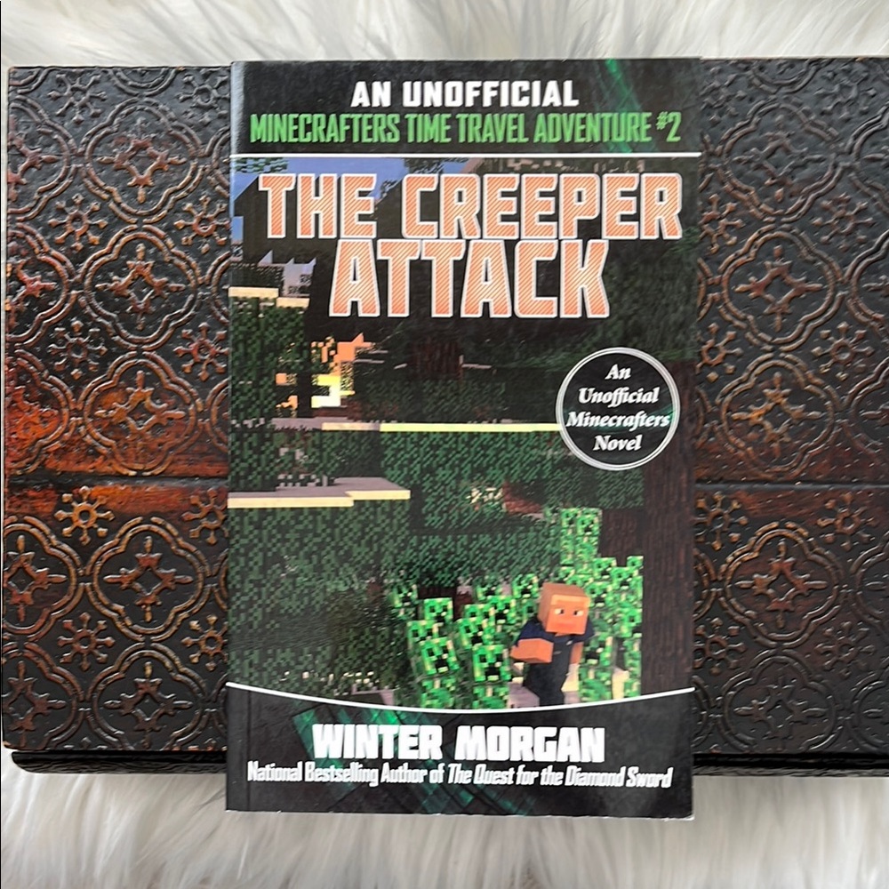 Minecrafter Time Travel Series: Vol 2 : The Creeper Attack